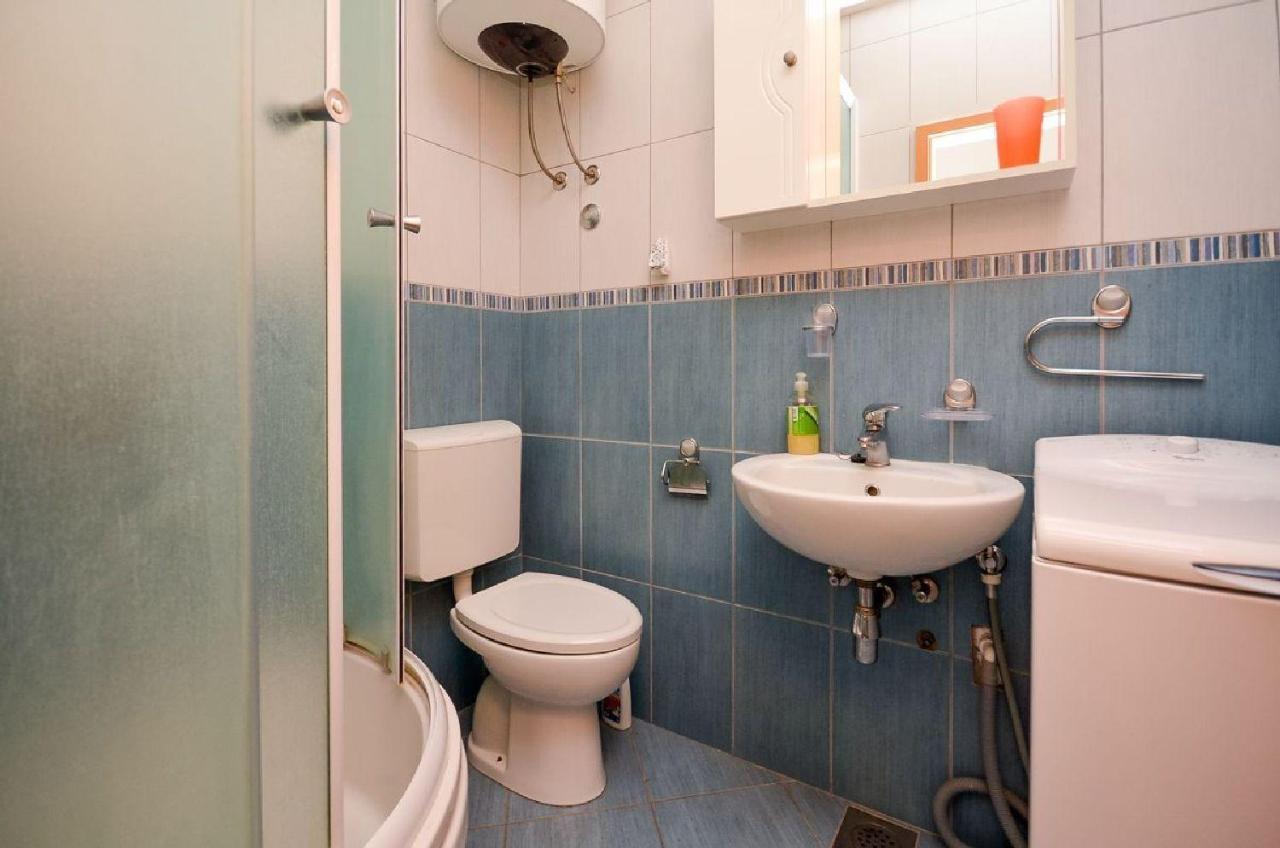 Apartment Darko Подстрана Екстериор снимка