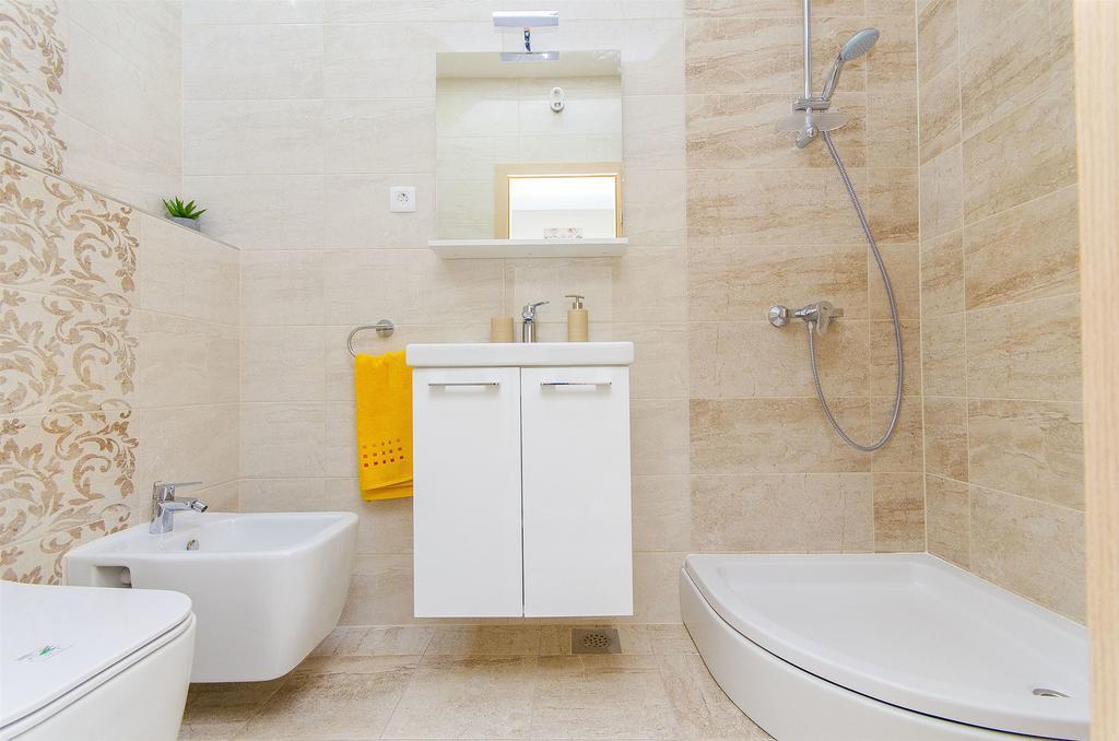 Apartment Darko Подстрана Екстериор снимка