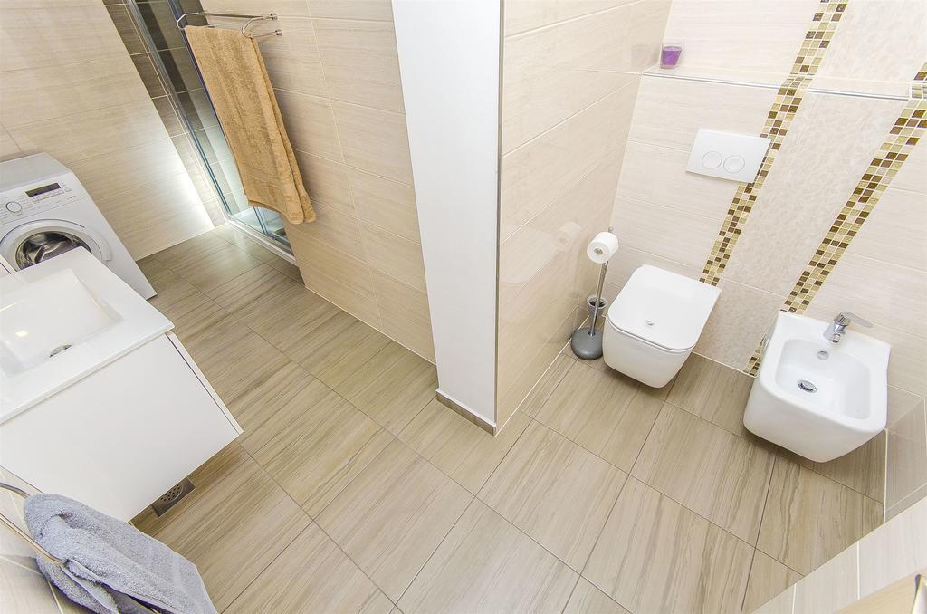 Apartment Darko Подстрана Екстериор снимка